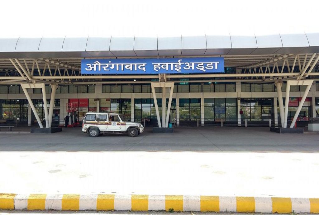 LALQUILAPOST-AURANGABAD AIRPORT