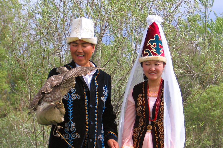 LALQUILAPOST-SHADI