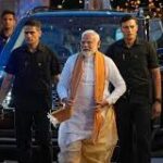 बंगाली धोती-कुर्ता में BJP मुख्यालय पहुंचे PM मोदी, बोले-‘गंगोत्री से गंगासागर तक खिला कमल’, ‘बंगाल की धरा पर नया सूर्योदय हुआ…